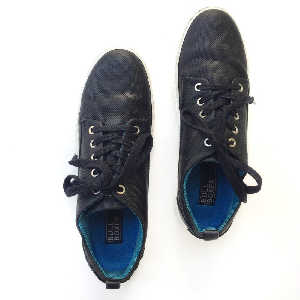 Bullboxer Perforated Sneakers